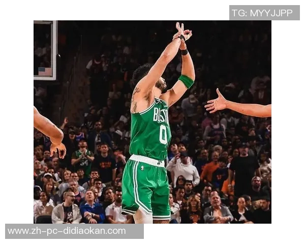 绿军连续两场三分球失准创历史末节表现令人担忧已濒临崩溃边缘 绿军连续两场三分球失准创历史末节表现令人担忧已濒临崩溃边缘